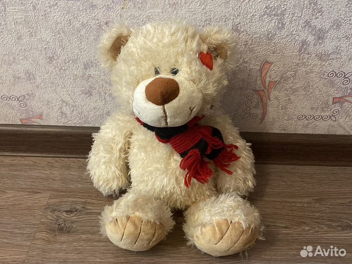Плюшевый медведь