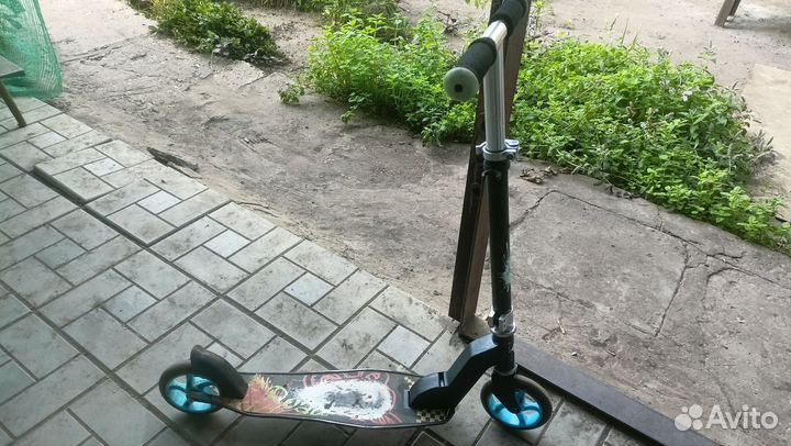 Самокат Explore