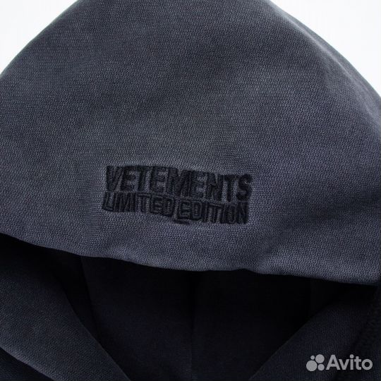Худи Vetements paris xxxl новые на руках