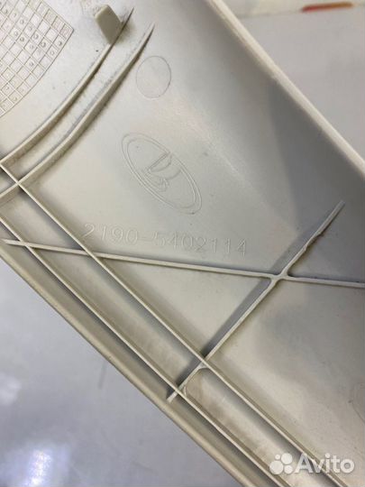 Накладка на стойку внутренняя передняя правая LADA