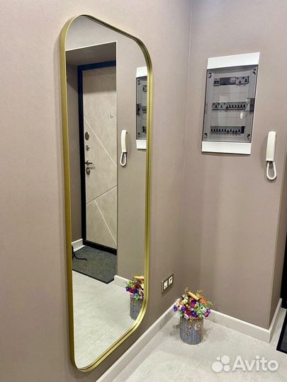 Зеркала в раме в Прихожую