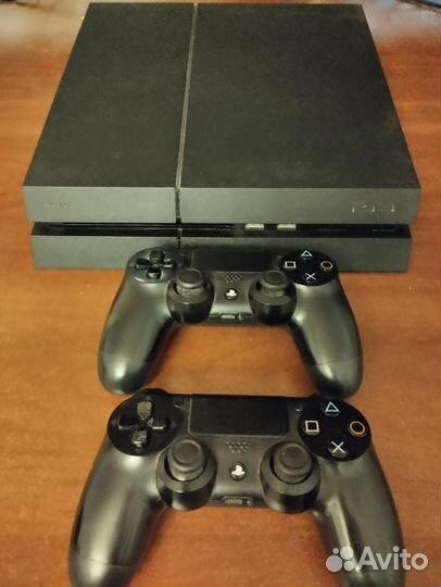 Sony PlayStation 4