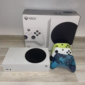 Xbox series s, 3 геймпада, 512Гб