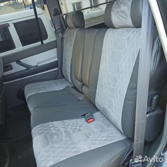 Авточехлы Тойота Приус 50