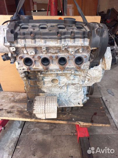 Двигатель Фольксваген Пассат Б6 2.0 fsi BVY