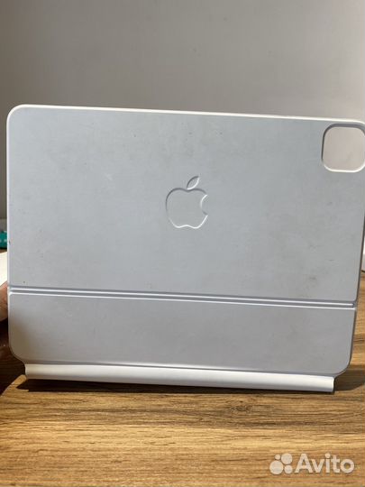 Apple magic keyboard iPad pro 11