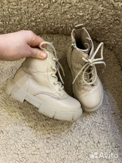 Ботинки Zara для девочки 25