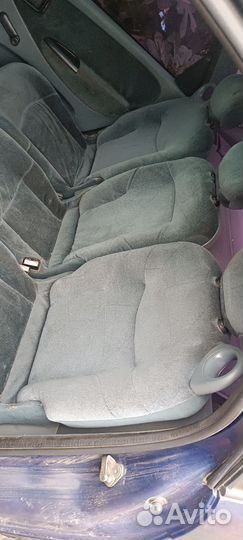 Сиденья Рено Меган Сценик