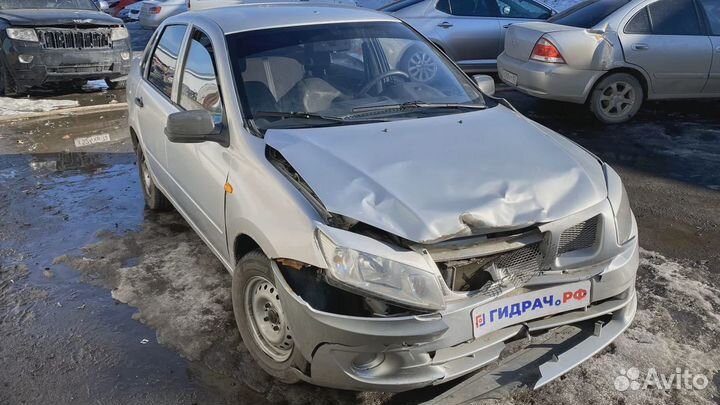 Решетка радиатора LADA Granta 21902803056