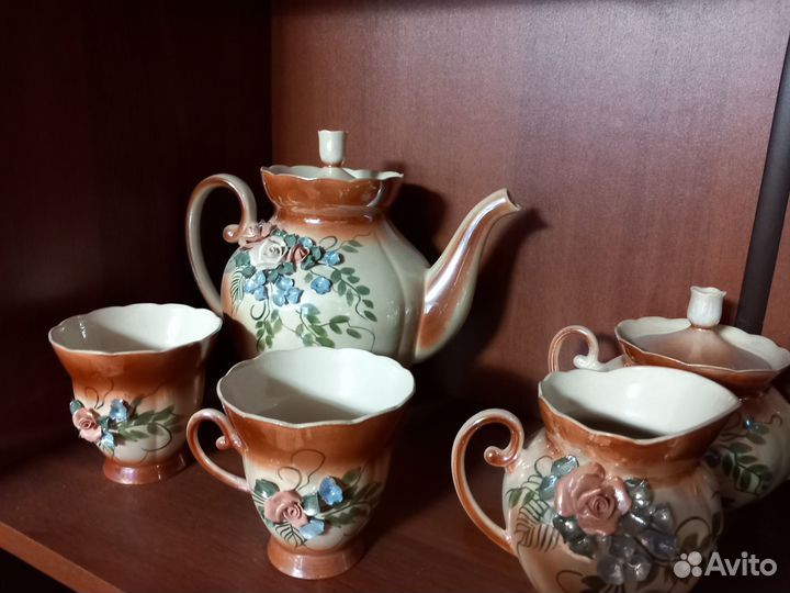 Фарфоровый сервиз