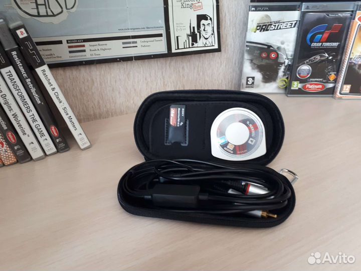 AV - кабель для подключения PSP к тв