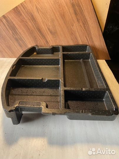 Ящик под инстумент Kia Sportage