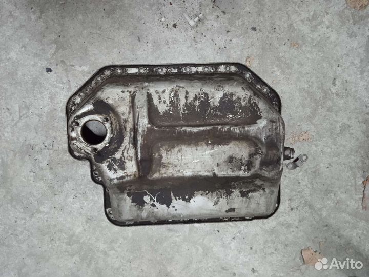 Поддон двигателя BMW 7 E32 бмв7 е32 m70d50