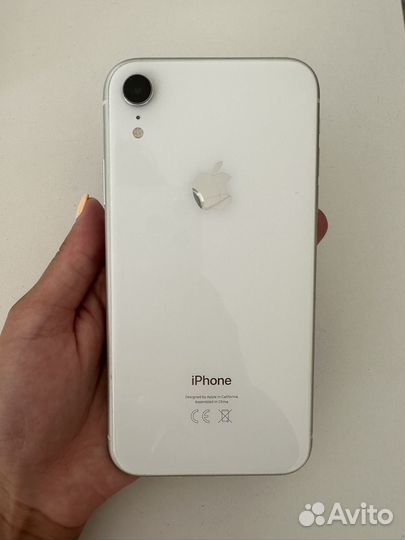 Телефон iPhone XR