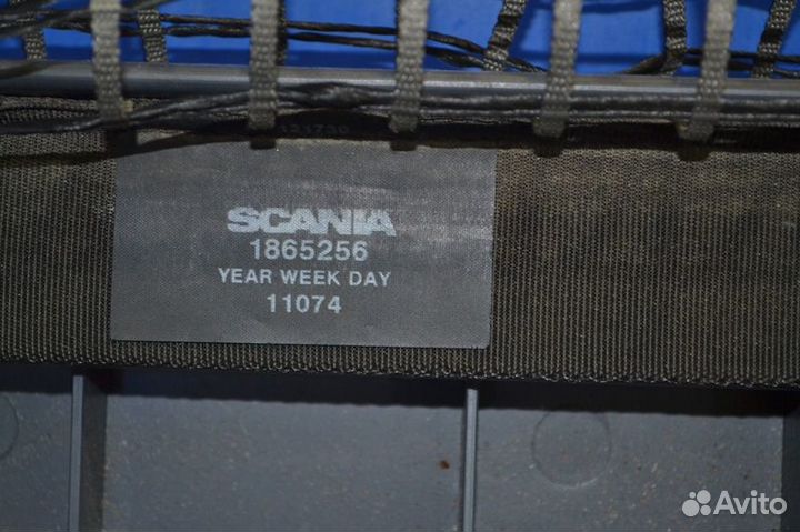 Спальник в кабину на заднюю стенку scania G-series