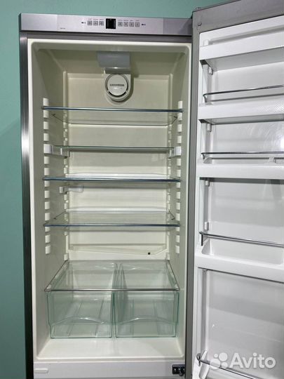 Холодильник liebherr