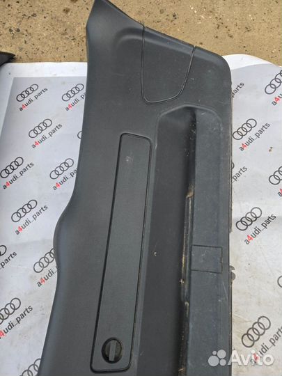 Обшивка крышки багажника Audi S3 8V 8V3867979G