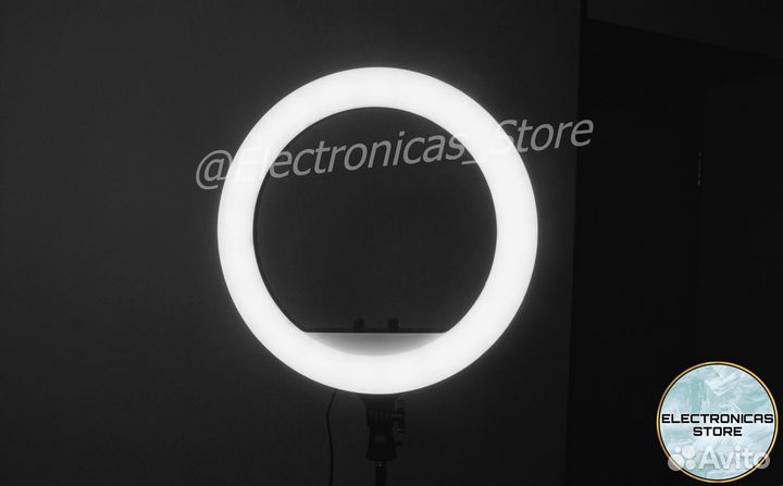 Кольцевая Лампа 45 см с Триногой Ярко-Белёсая