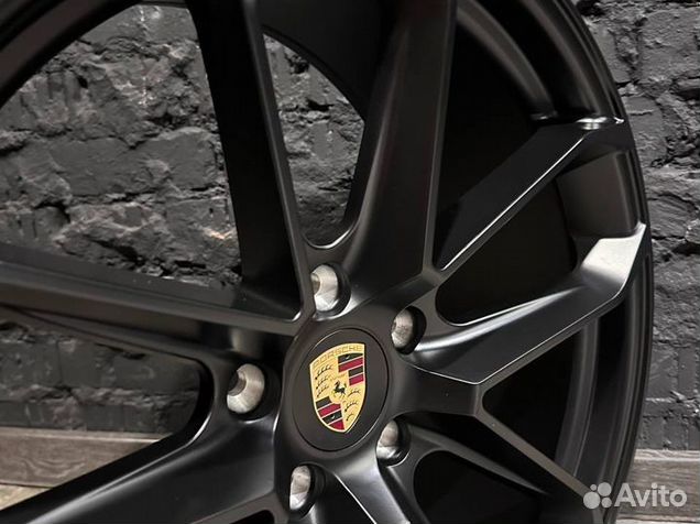 Разноширокие диски R21 5x130 Porsche Cayenne New