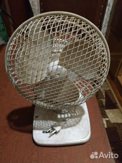 Вентилятор настольный