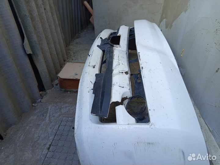 Запчасти и аксессуары для автомобилей