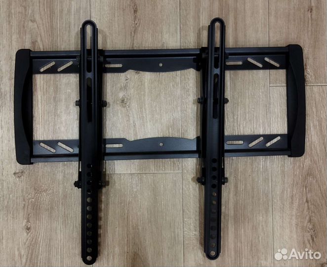 Кронштейн Hi HTN 5541B от 26-55 дюймов