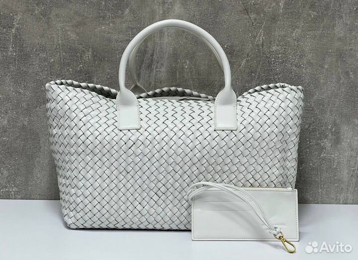 Сумка женская из кожи шоппер Bottega Veneta Cabat