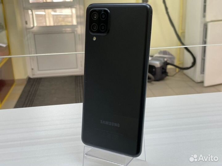 Samsung Galaxy A12, 4/64 ГБ