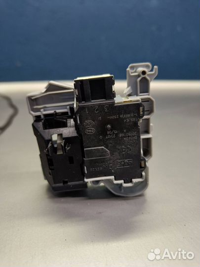 Замок люка DK042614 стир.машины TCL TWF60-F123061D