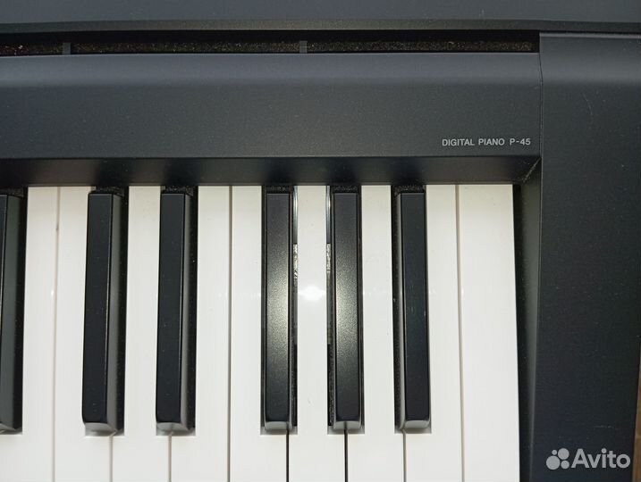 Цифровое фортепиано Yamaha P-45