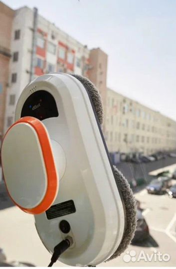 Робот для мытья окон