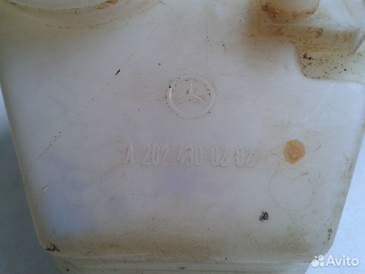 Бачок главного тормозного цилиндра