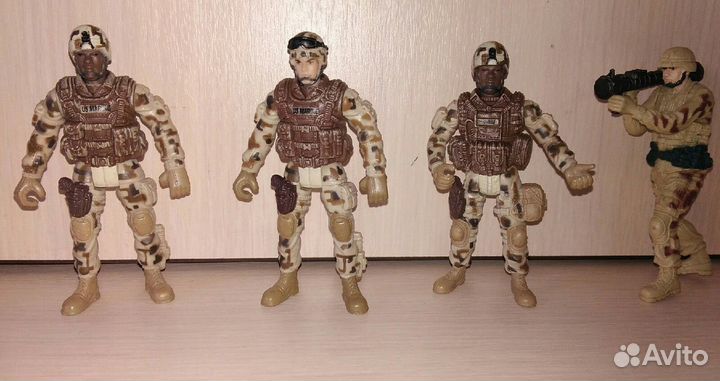 Игрушки солдатики подвижные