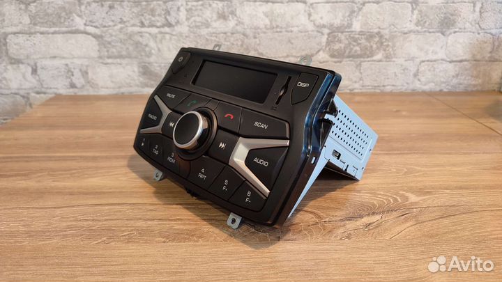 Магнитола LADA Vesta с рамкой