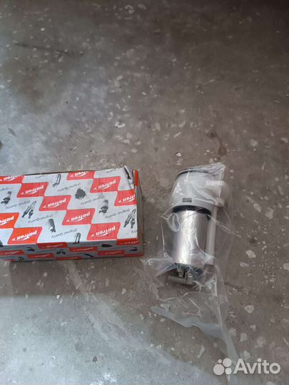 Бензонасос passat