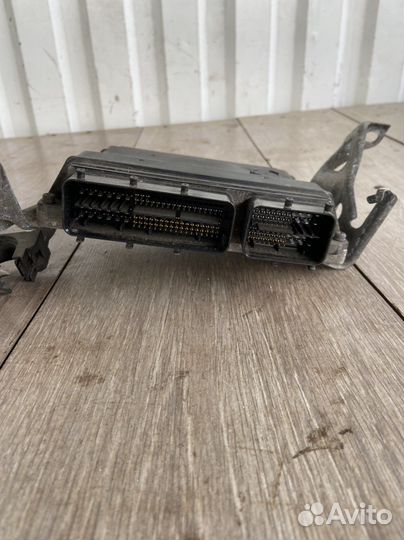 Эбу 89661-02E51 Toyota