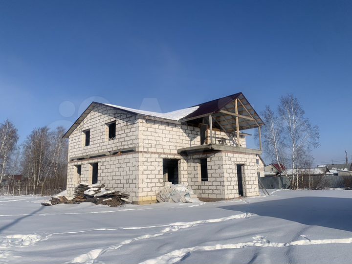 Дом 210 м² на участке 10 сот.