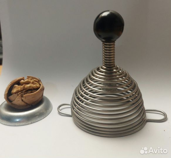 Орехокол пружинный универсальный