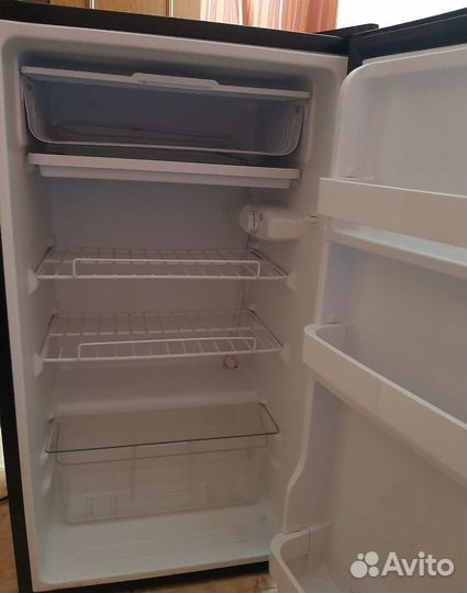 Холодильник маленький