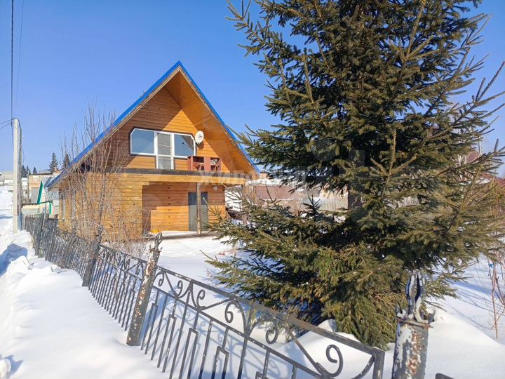 Дом 108,6 м² на участке 7,7 сот.