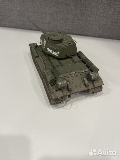 Сборная модель танка Т-34