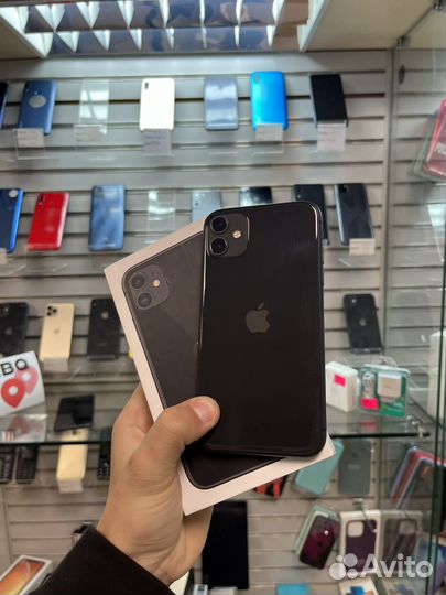 iPhone 11, 64 ГБ
