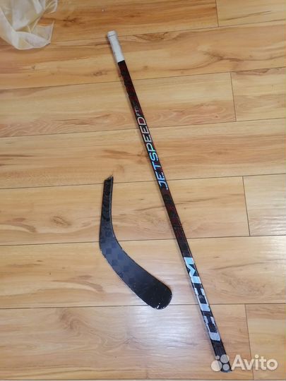 Клюшка хоккейная