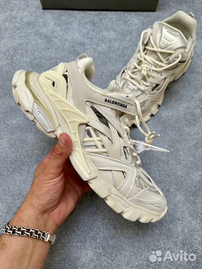 Кроссовки Balenciaga Track 2