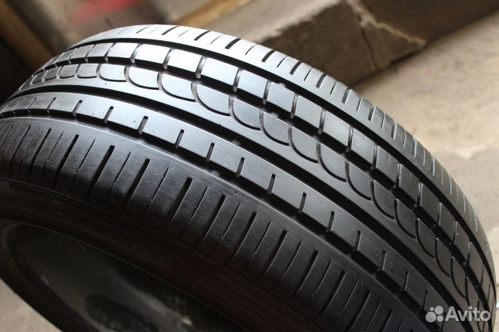 Pirelli P Zero Rosso 235/45 R19 95W