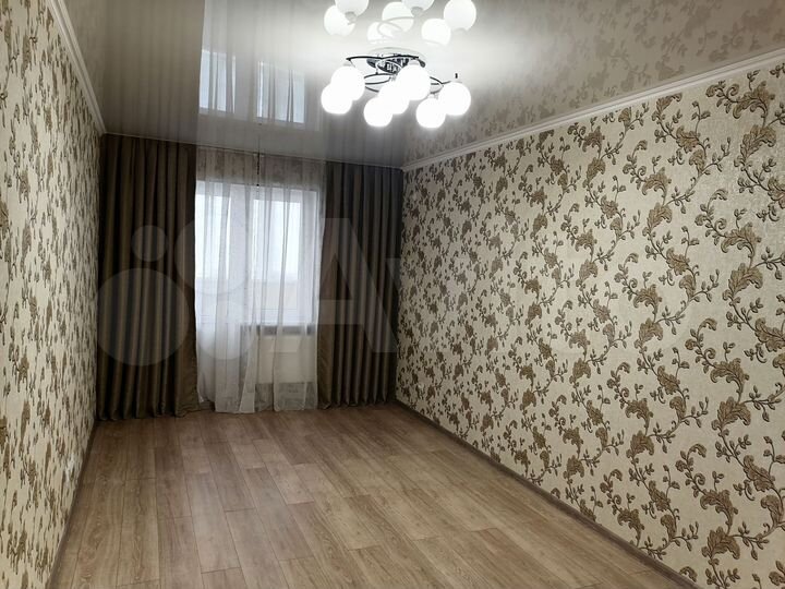 2-к. квартира, 60 м², 3/16 эт.