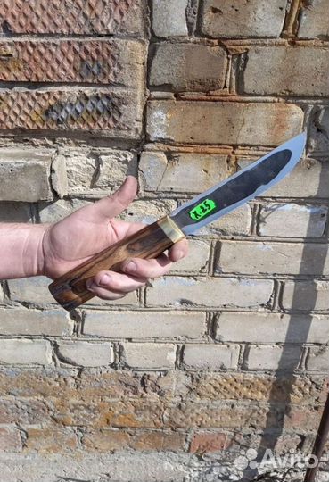 Нож охотничий для шкурения