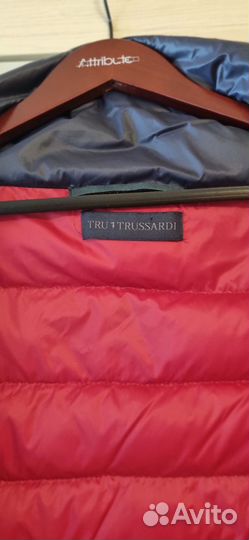 Пуховик женский trussardi