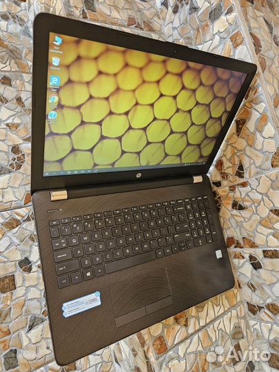 Ноутбук HP G7/FullHD/ 8ядер Core i5-8250/8GB/SSD