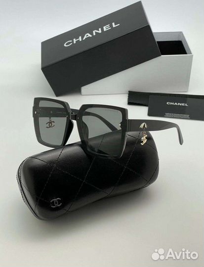 Солнцезащитные очки женские. Chanel